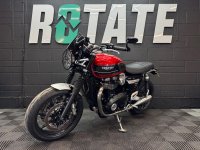 TRIUMPH SPEED TWIN