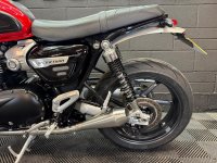 TRIUMPH SPEED TWIN