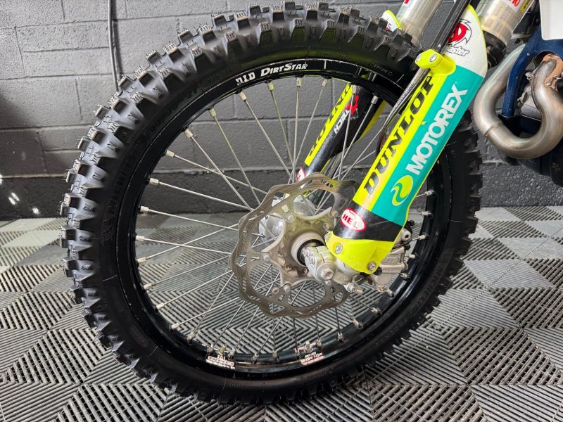 HUSQVARNA FE