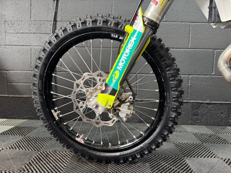 HUSQVARNA FE