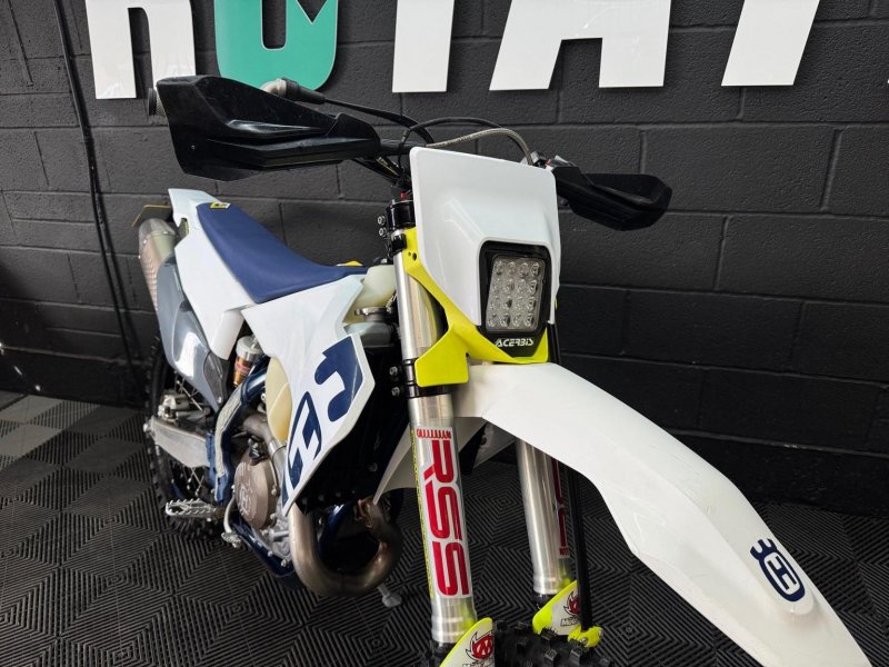 HUSQVARNA FE