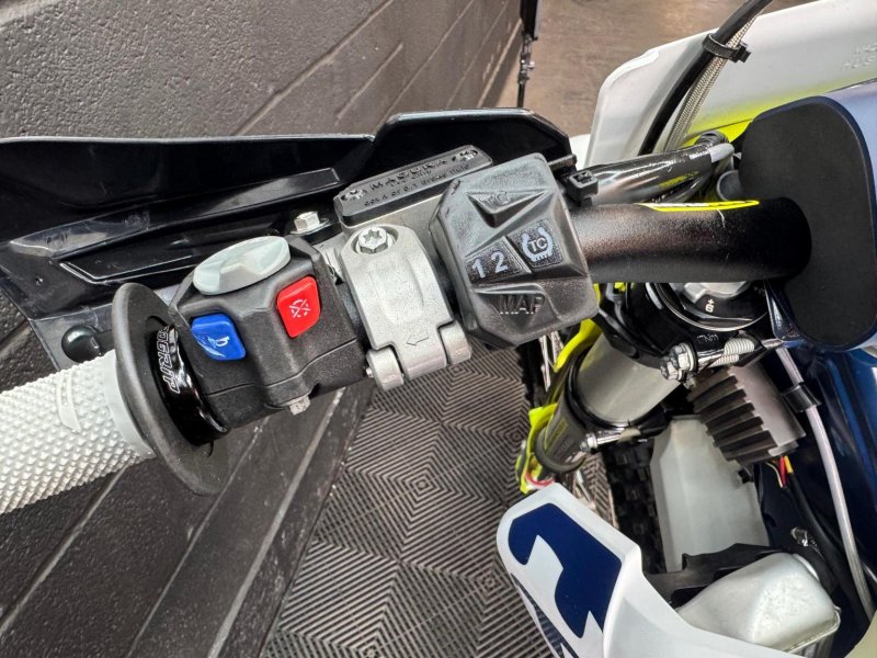 HUSQVARNA FE
