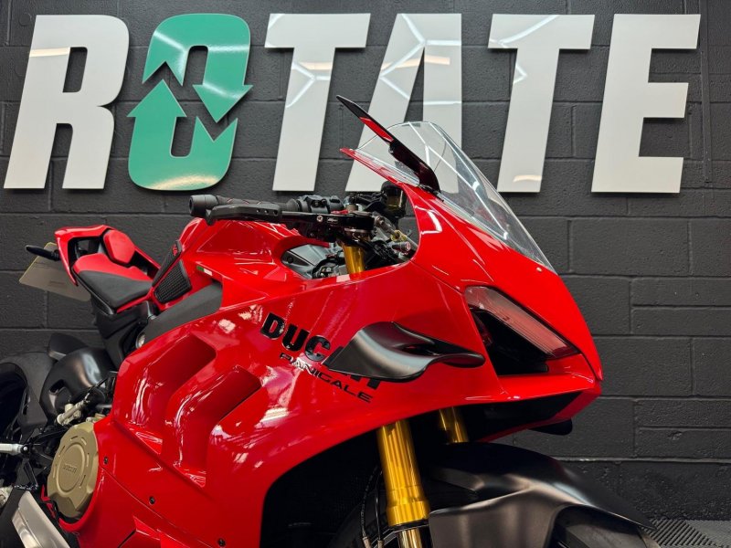 DUCATI PANIGALE V4S