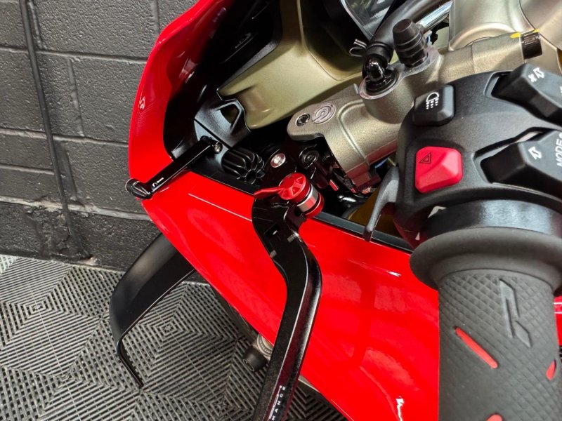 DUCATI PANIGALE V4S
