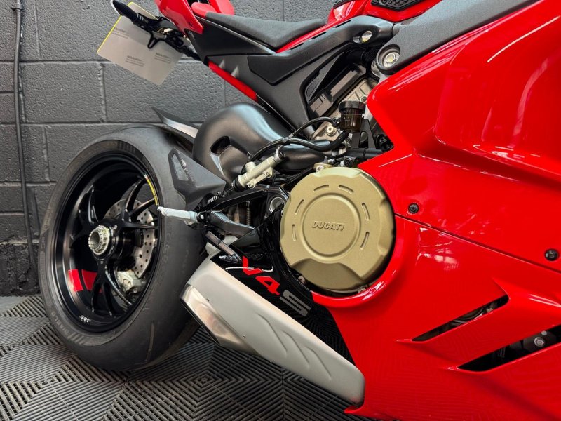 DUCATI PANIGALE V4S