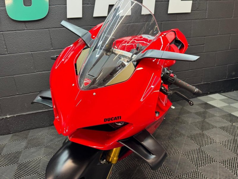 DUCATI PANIGALE V4S
