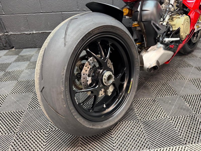 DUCATI PANIGALE V4S