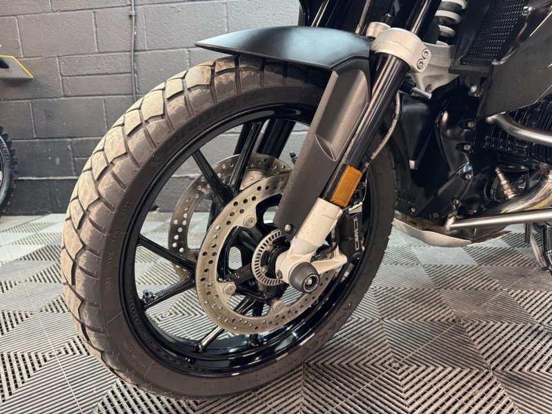 BMW R1250GS