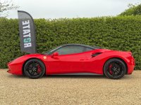 FERRARI 488