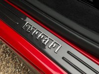 FERRARI 488