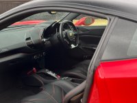 FERRARI 488