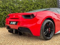 FERRARI 488