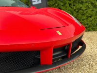 FERRARI 488