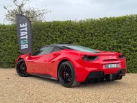 FERRARI 488