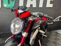 MV AGUSTA BRUTALE 800