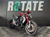 MV AGUSTA BRUTALE 800