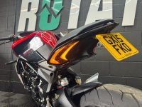 MV AGUSTA BRUTALE 800