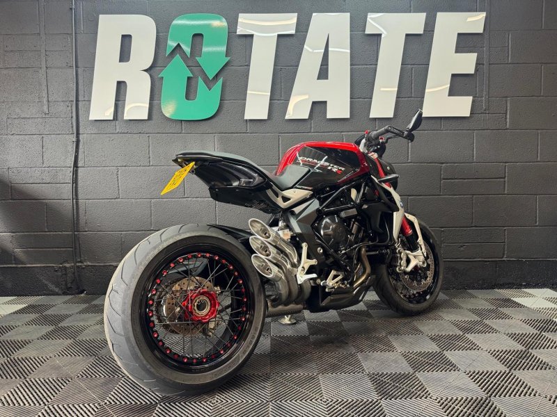 MV AGUSTA BRUTALE 800