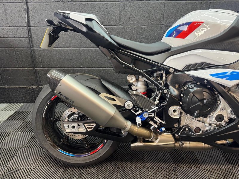 BMW S1000RR
