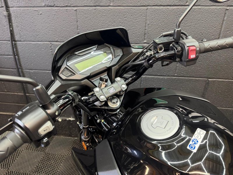 HONDA CB125F