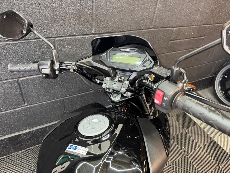 HONDA CB125F