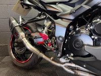 SUZUKI GSR750