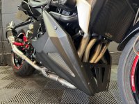 SUZUKI GSR750