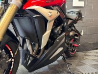 SUZUKI GSR750