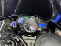 YAMAHA R1