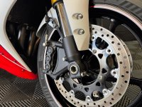 YAMAHA R1