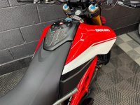 DUCATI Hypermotard