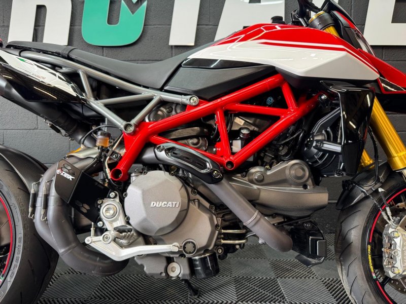 DUCATI Hypermotard