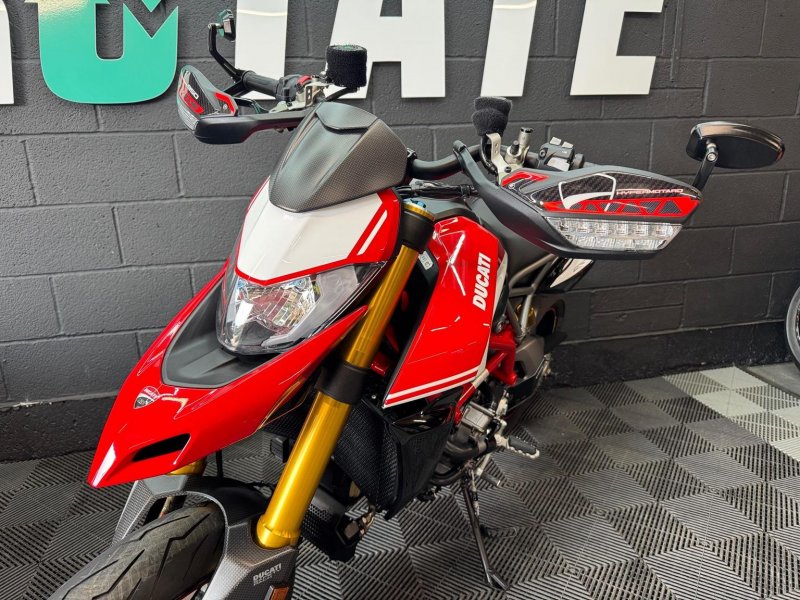 DUCATI Hypermotard
