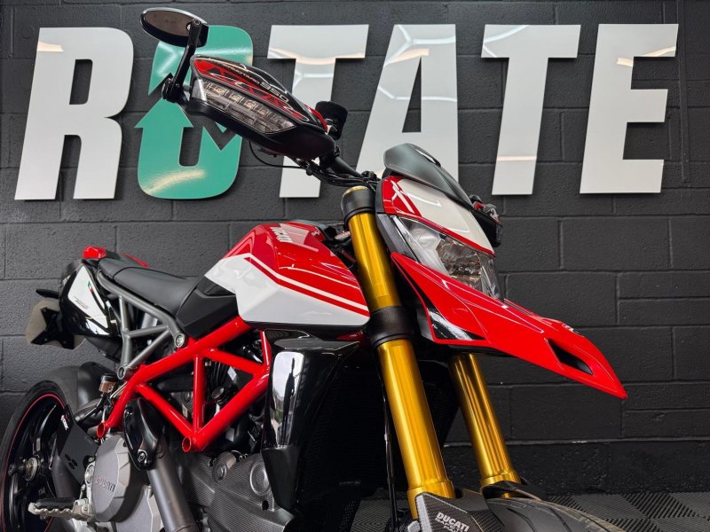 DUCATI Hypermotard