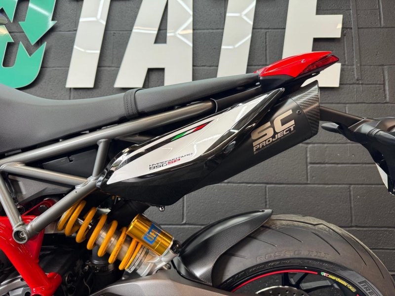 DUCATI Hypermotard