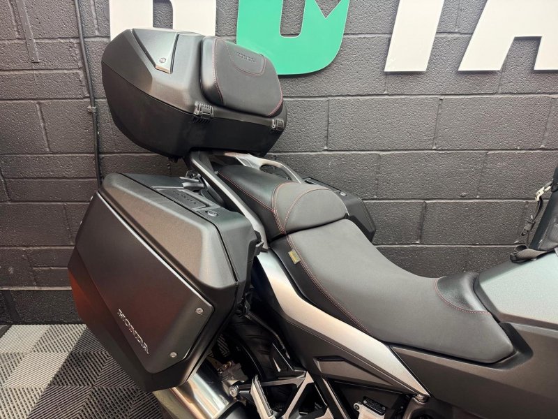 HONDA NT1100