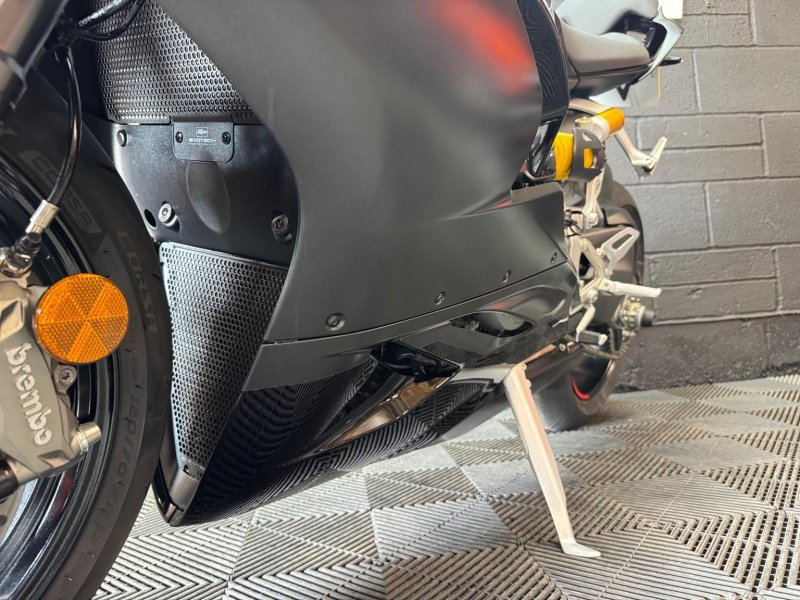 DUCATI PANIGALE V2