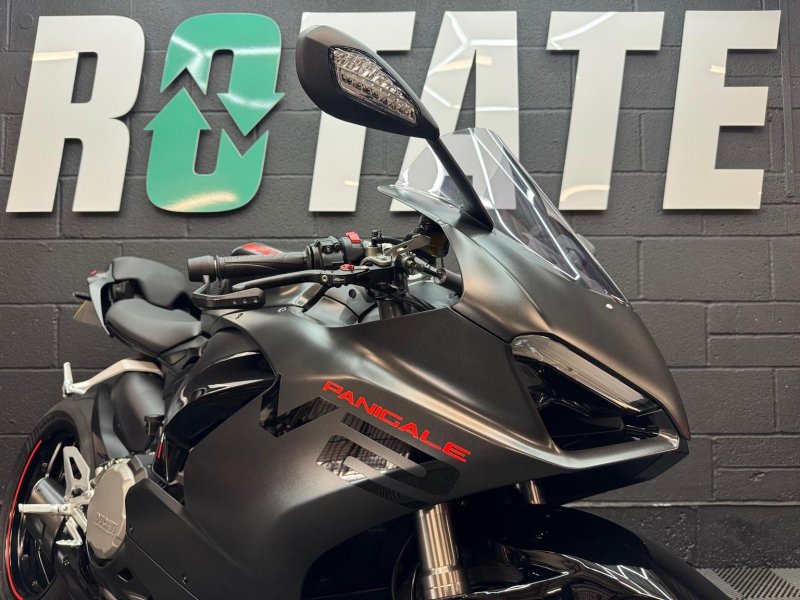 DUCATI PANIGALE V2