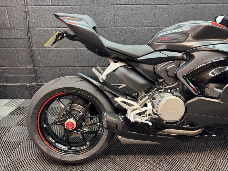 DUCATI PANIGALE V2