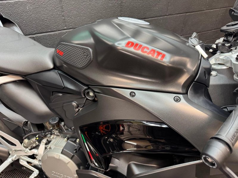 DUCATI PANIGALE V2