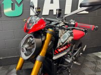 DUCATI Monster