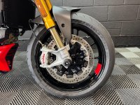 DUCATI Monster