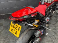 DUCATI Monster