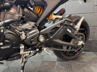 DUCATI Monster