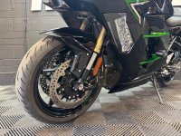 KAWASAKI Ninja H2