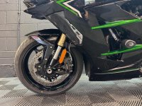 KAWASAKI Ninja H2