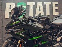 KAWASAKI Ninja H2