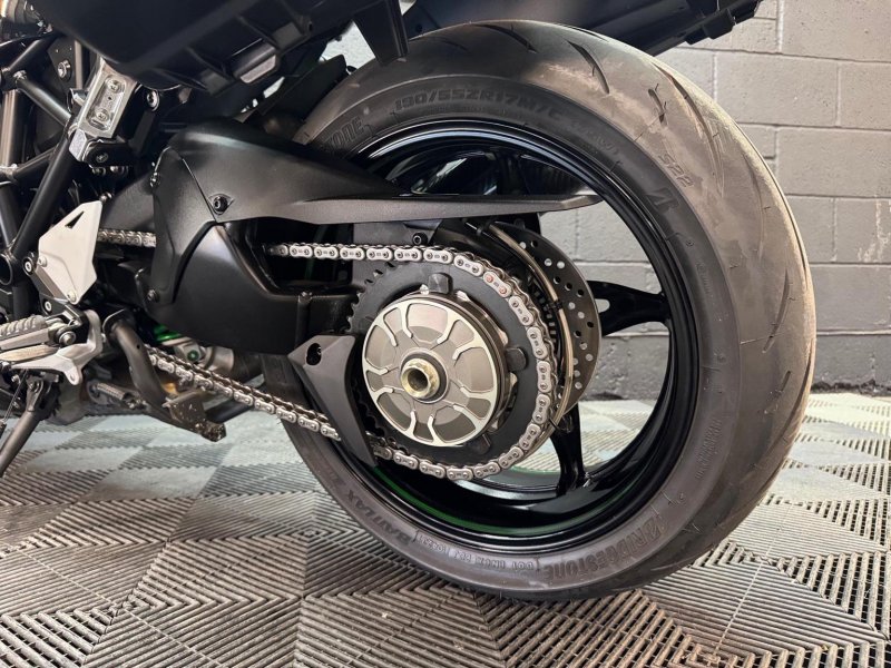 KAWASAKI Ninja H2