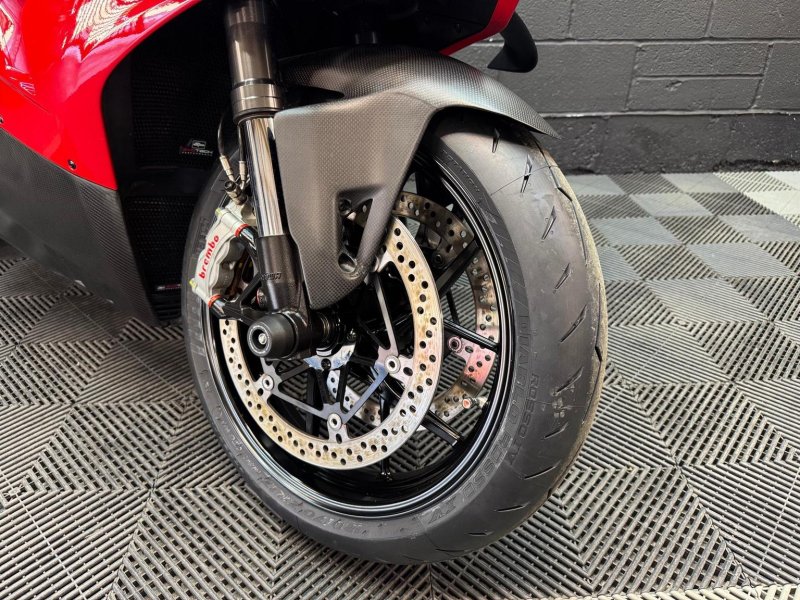 DUCATI Panigale V4