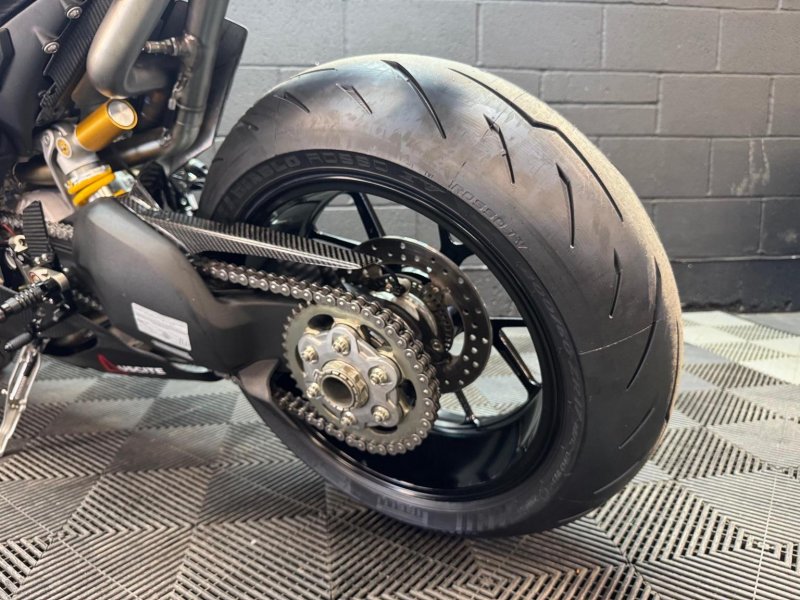 DUCATI Panigale V4